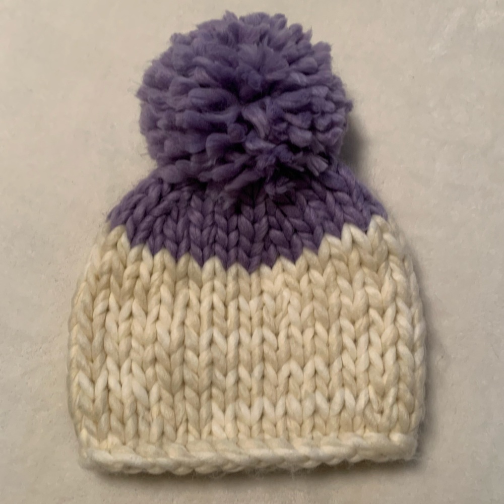 Free People Beanie Cozy Up Color Block with Pom Pom - Lavender & Ivory NWOT - Picture 4 of 7